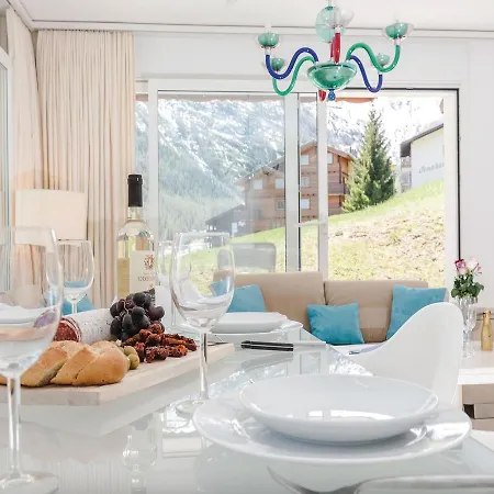 Cornelia Xxiv * Saas-Fee